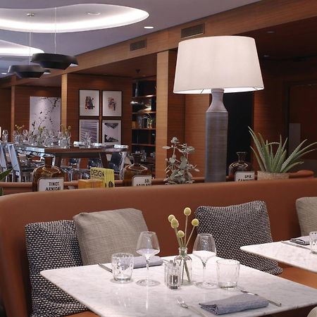 Renaissance Paris Republique Hotel & Spa Bagian luar foto