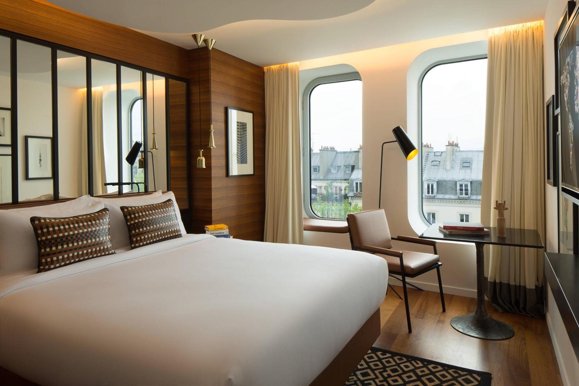 Renaissance Paris Republique Hotel & Spa Bagian luar foto