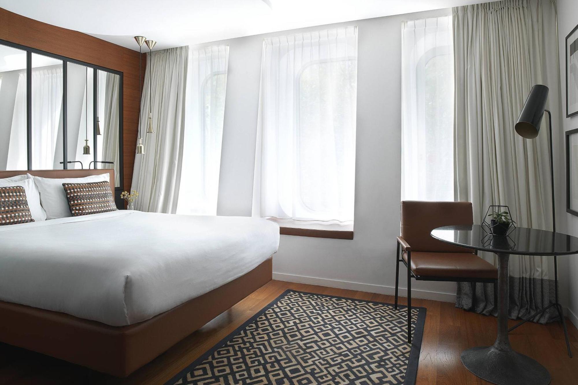 Renaissance Paris Republique Hotel & Spa Bagian luar foto
