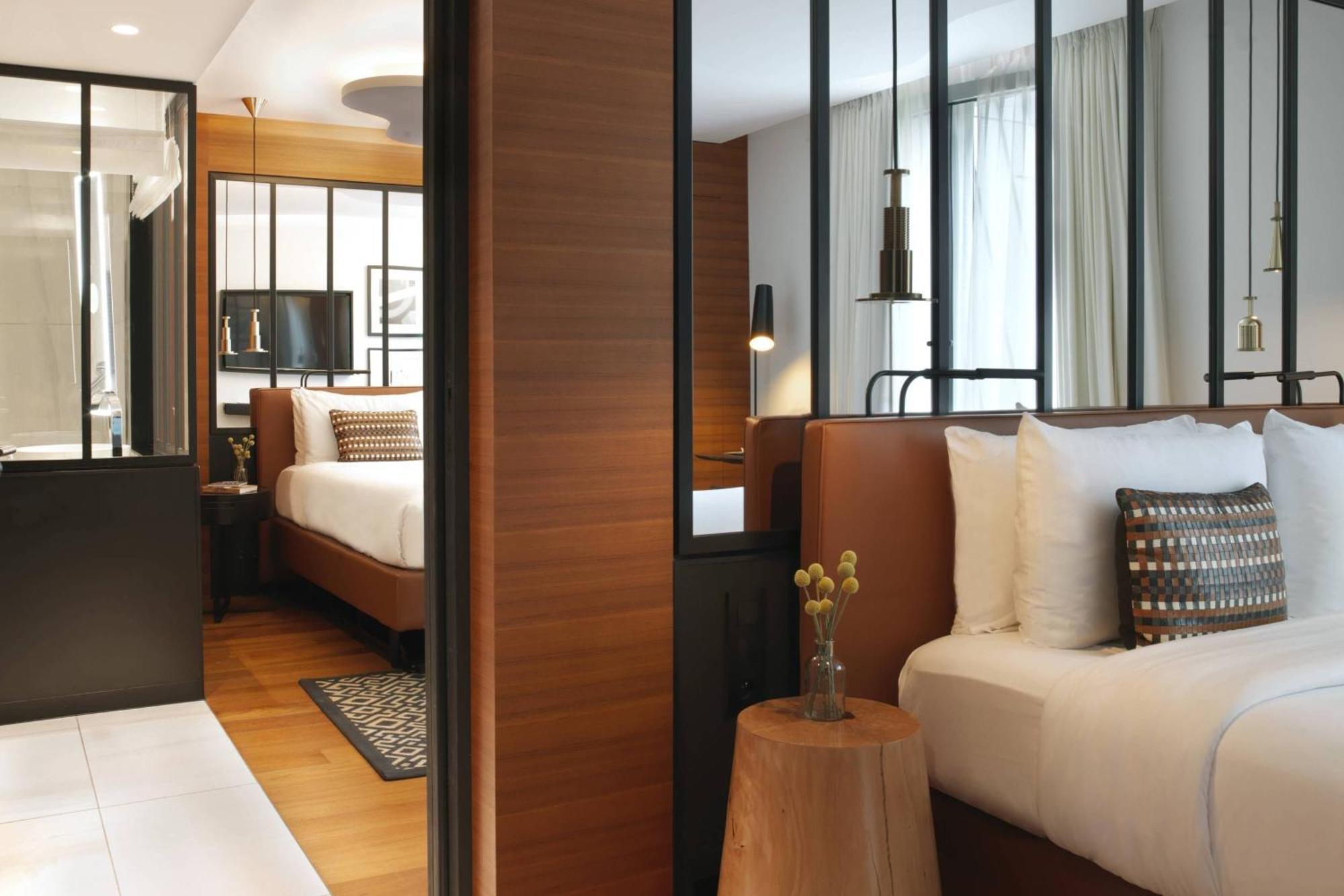 Renaissance Paris Republique Hotel & Spa Bagian luar foto
